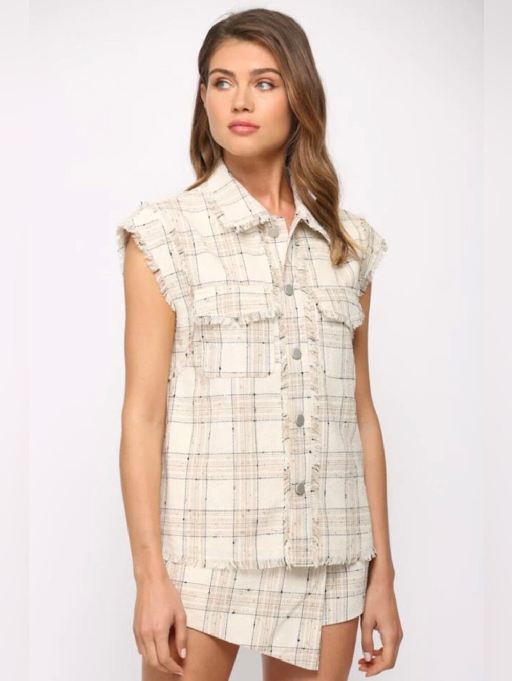 Fate Plaid Tweed Fringed Vest Size L Cream Beige Sleeveless Jacket with Pockets